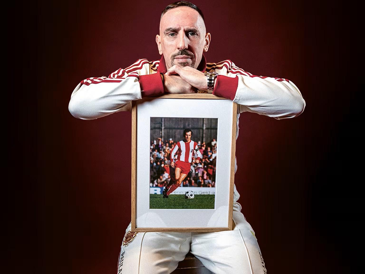 拉姆、罗本等球星致敬贝肯鲍尔80岁诞辰：超越时代的传奇